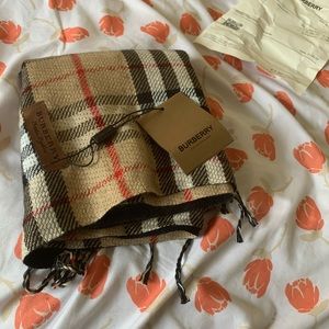 Burberry scarf